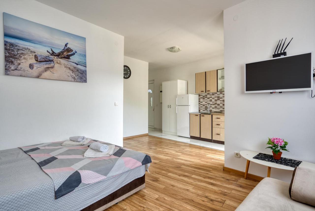 Apartmani Cukic Rafailovici 부드바 외부 사진