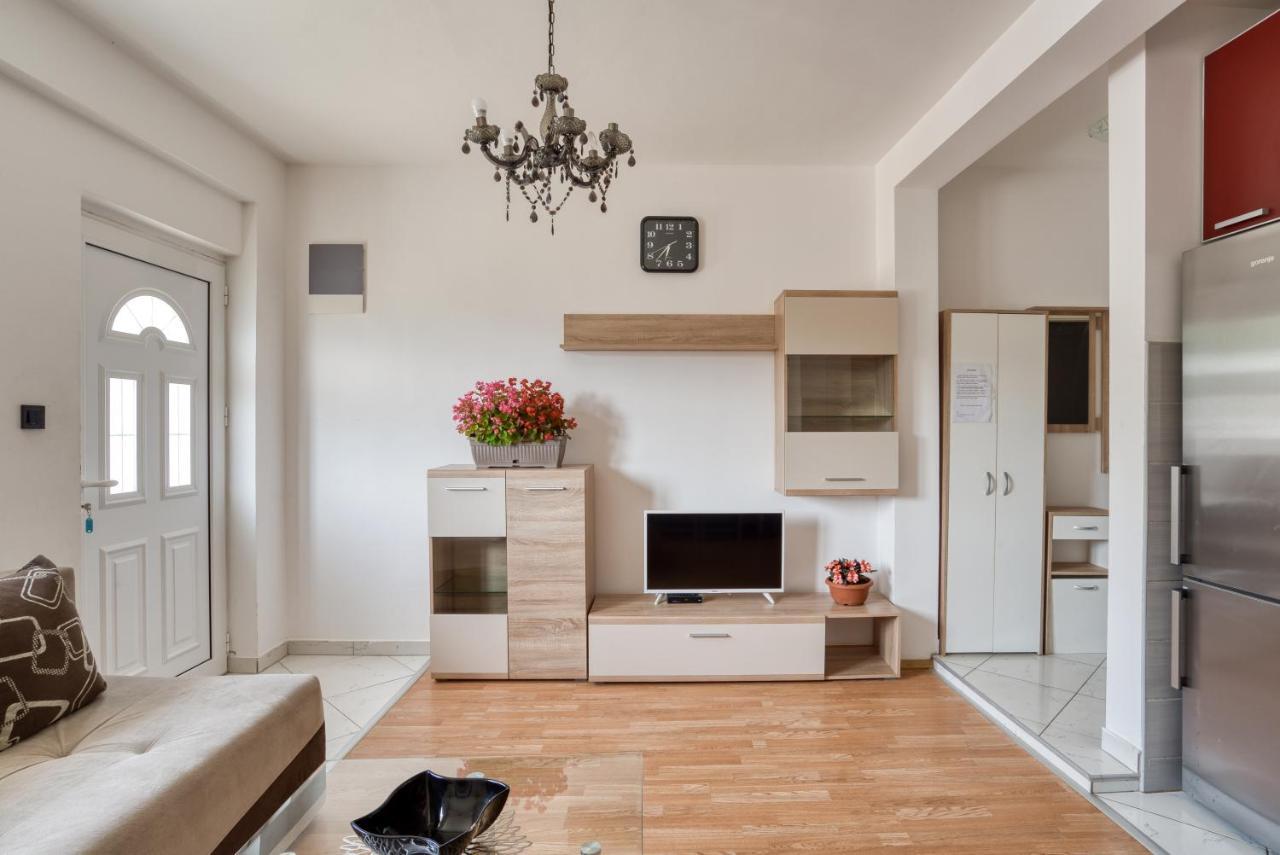 Apartmani Cukic Rafailovici 부드바 외부 사진