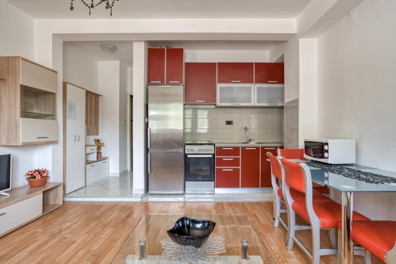 Apartmani Cukic Rafailovici 부드바 외부 사진