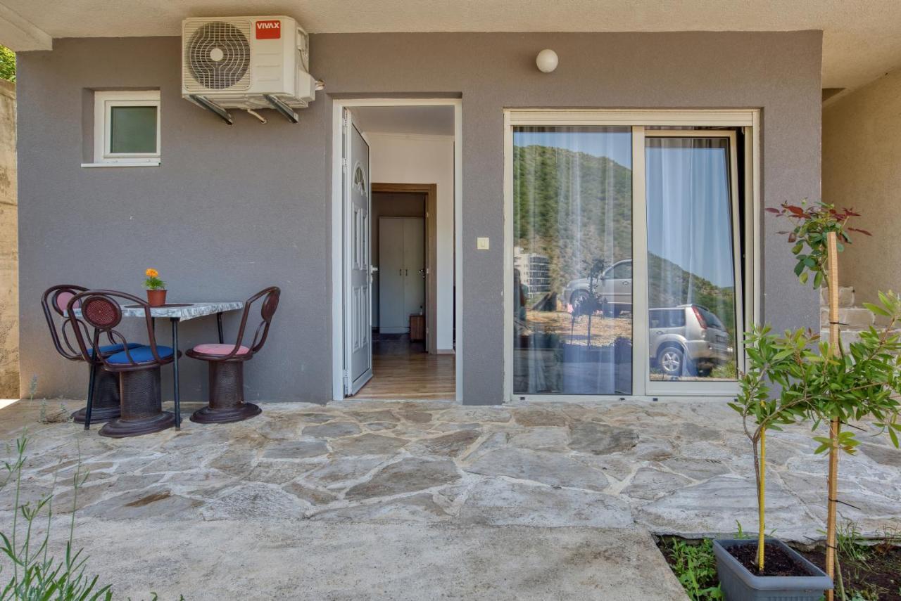 Apartmani Cukic Rafailovici 부드바 외부 사진