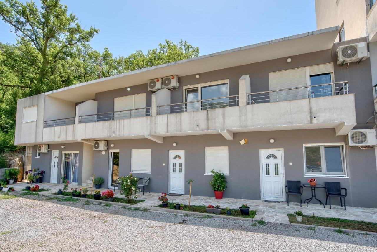 Apartmani Cukic Rafailovici 부드바 외부 사진